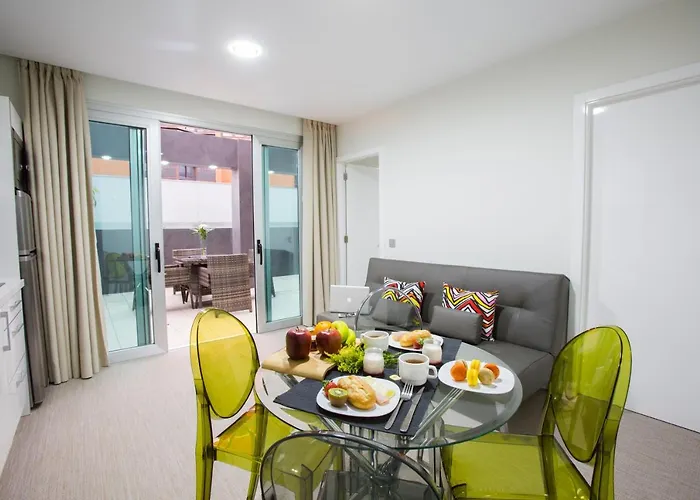 Valentina لاس بالماس دي غران كاناريا